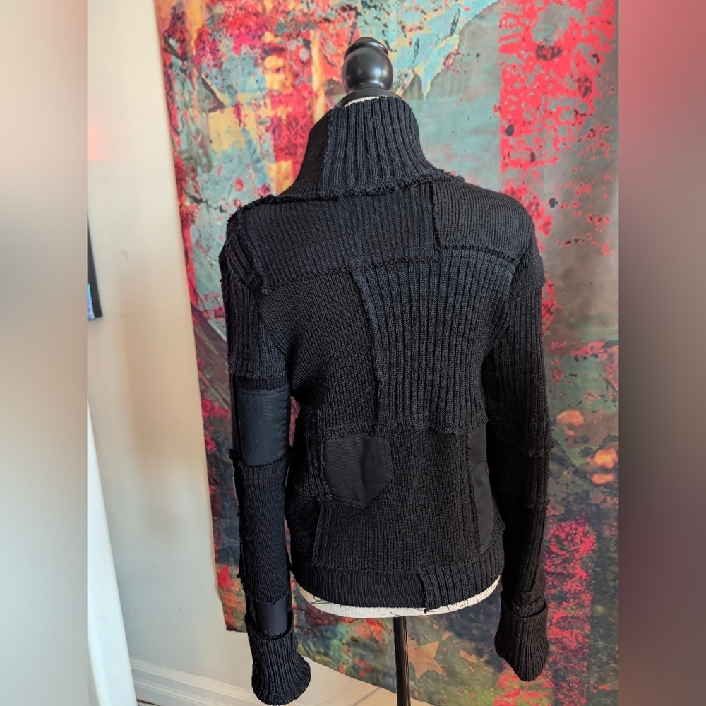Icelandic Design (Aftur) Army Zip Up Wool Sweater (Black, S/M). - Picture 3 of 9
